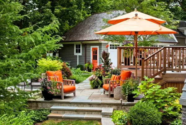 Backyard outdoor space multi-level deck decoration optimization tips